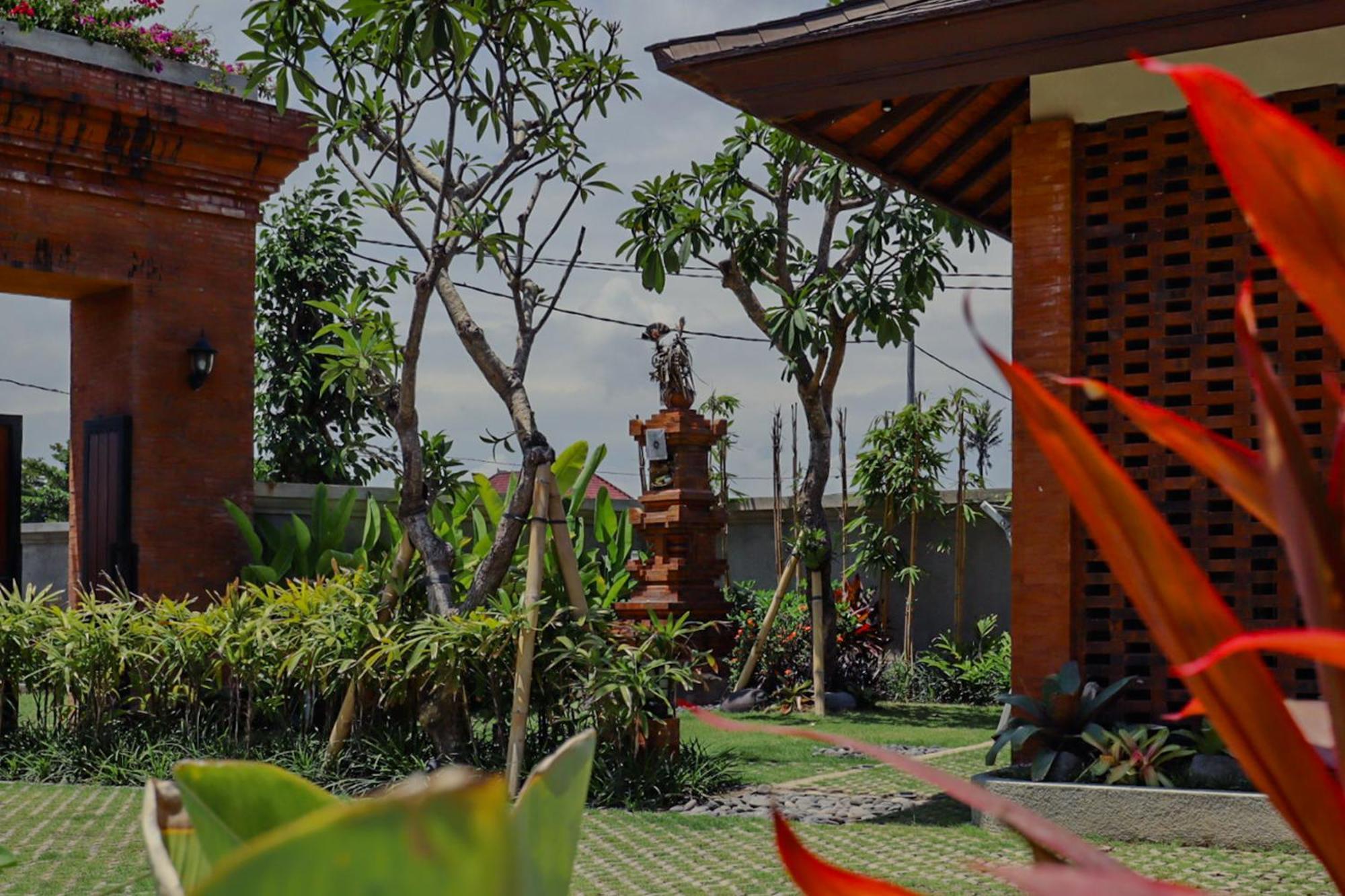 K Ko Surf Village At Keramas Lebih Экстерьер фото